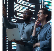 話している男女